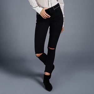Free people distressed skinnies